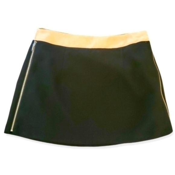 Vero Moda Dresses & Skirts - Vero Moda Black Julia Mini Skirt